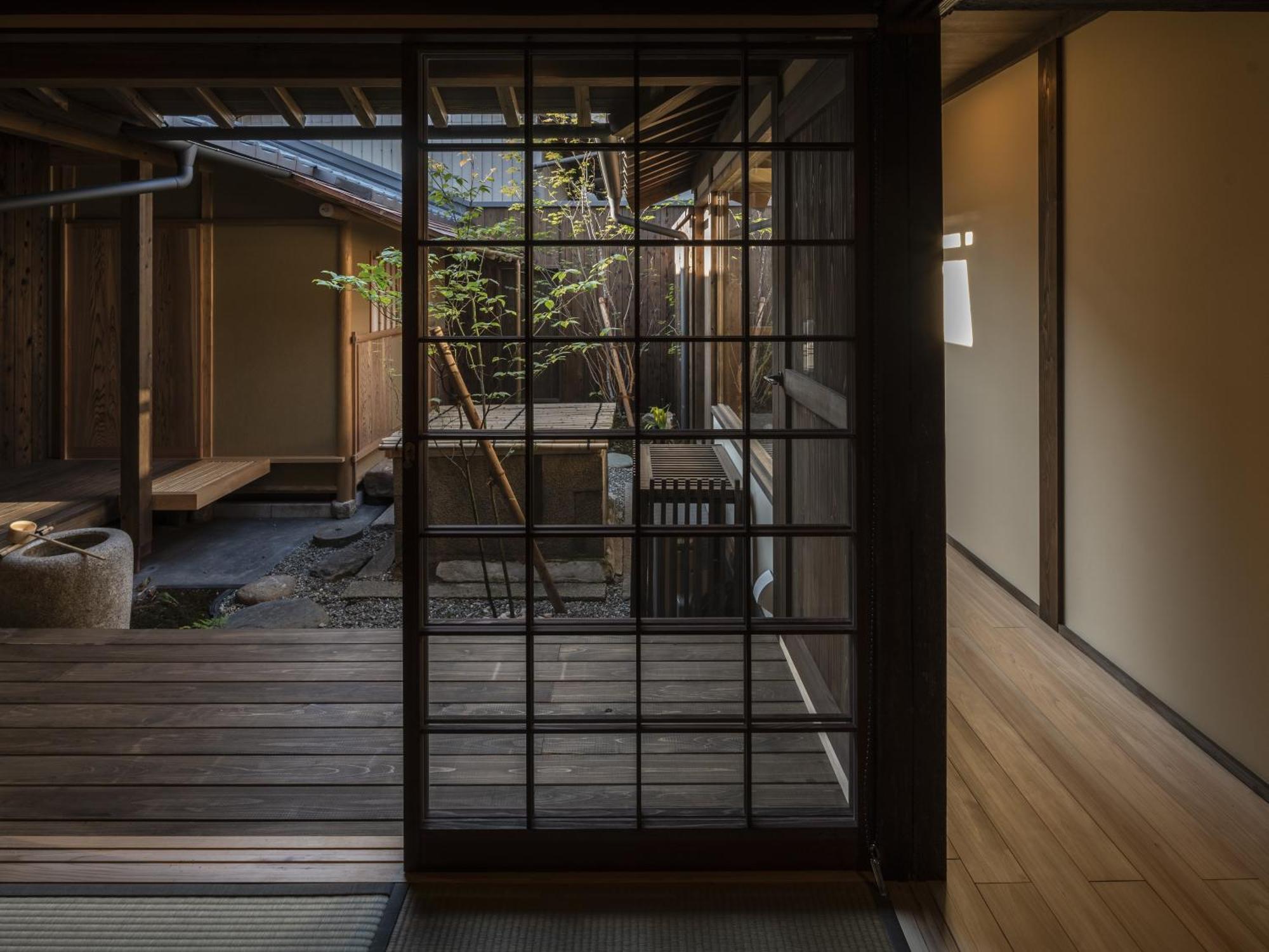 Nipponia Hotel Ozu Castle Town ภายนอก รูปภาพ