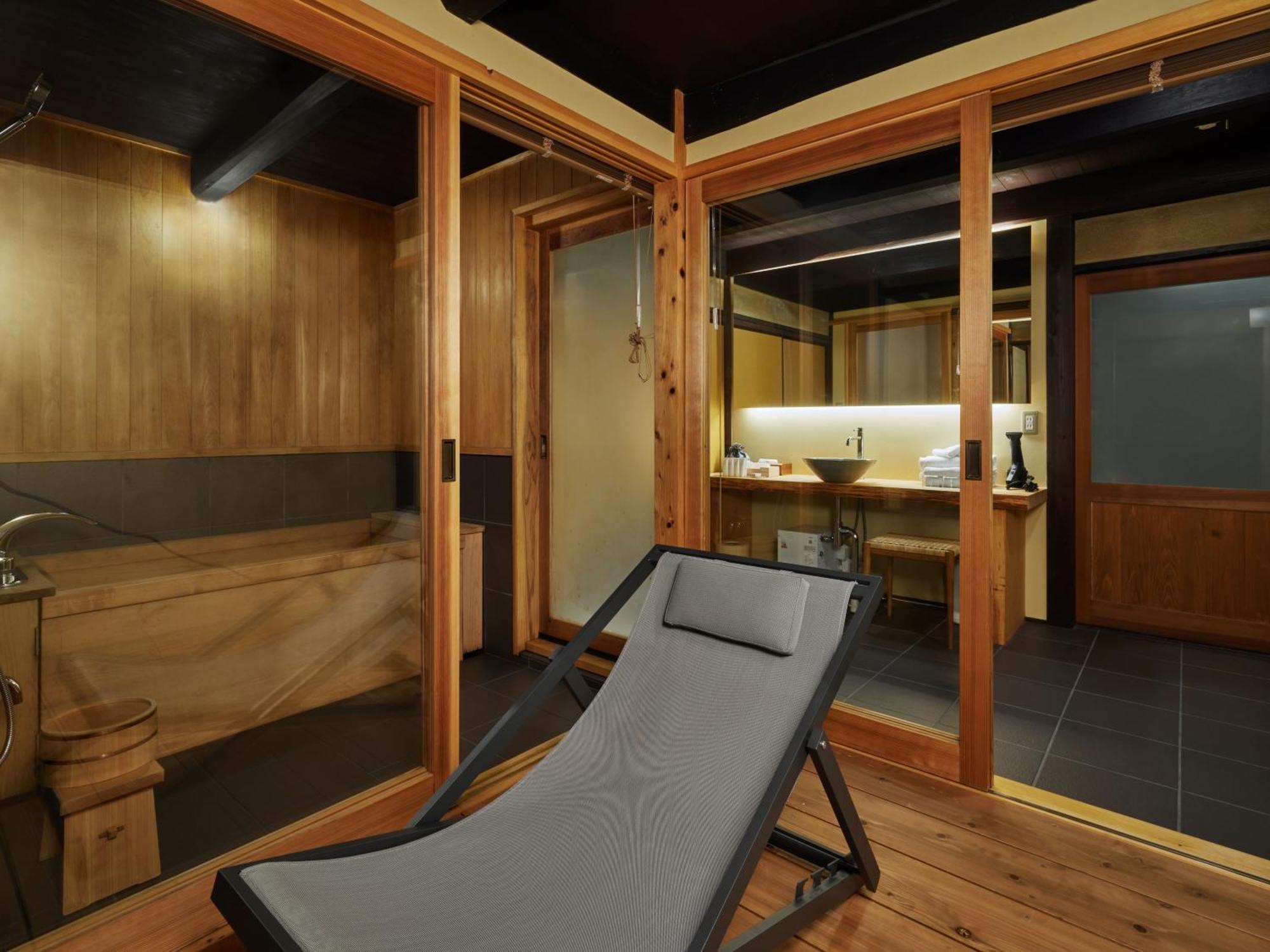 Nipponia Hotel Ozu Castle Town ภายนอก รูปภาพ